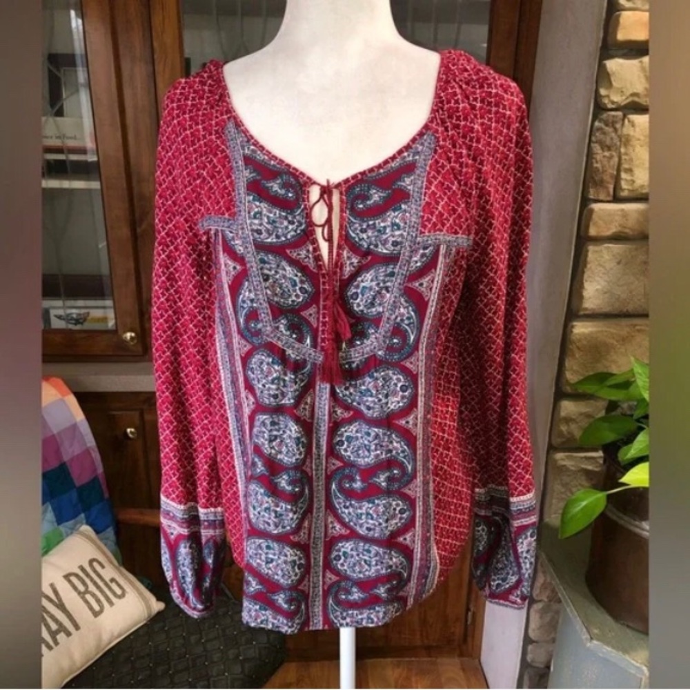 LUCKY BRAND SIZE MEDIUM RED MULTICOLORED MULTI PATTERNED BOHO STYLE TOP W/TASSEL